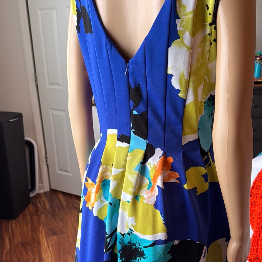 Vince Camuto Sleeveless Fit and Flare Dress (with Pockets!) - Picture 6 of 7